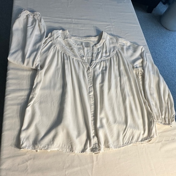 A New Day Creamy White Blouse Lightweight Long Sleeved Size Large - Picture 7 of 9